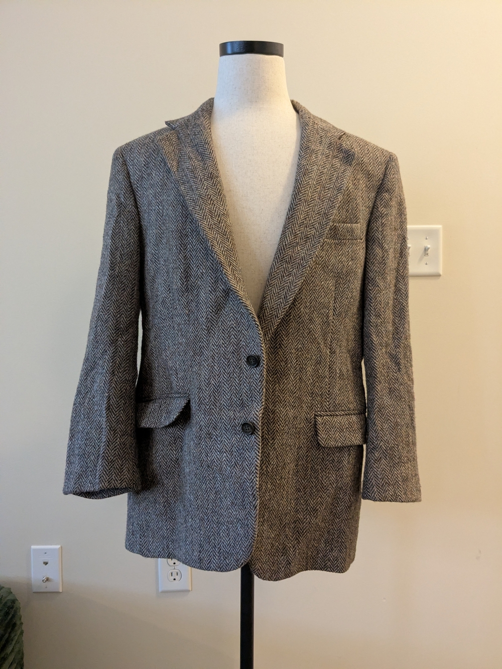Herringbone Harris Tweed Wool Blazer - Neutral Brown/Gray